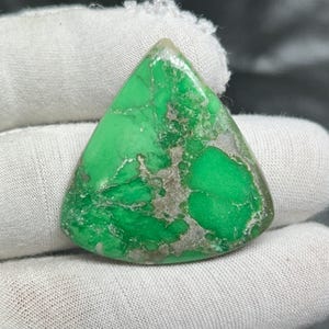 52 Carat Pear Variscite Cabochon: Natural Green Gemstone (39X38X6 MM