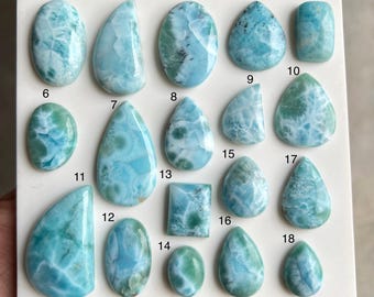 Cabochão de Larimar Natural – Gema Azul Oceano Dominicano