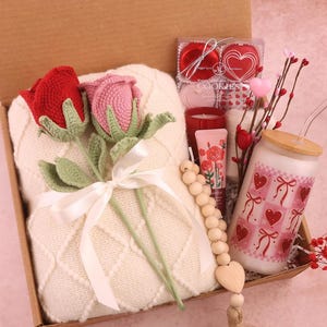 Gift Box Hygge with Blanket, Sending a hug, Thinking of you, Sympathy gift, Bereavement gift, Encouragement gift, Sympathy gift basket