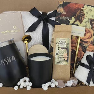 Birthday Care Package for her, Birthday Gift Box for Her, Happy Birthday Box, Women&#39;s Birthday Gift Box, Thinking of you Gift box for Mom
