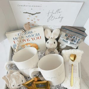 Expecting Parents Deluxe Gift Box, Gender Neutral New Mom and Dad Gift Box, Pregnancy Gift Box, New Baby Gift Basket, Gift Box for Parents