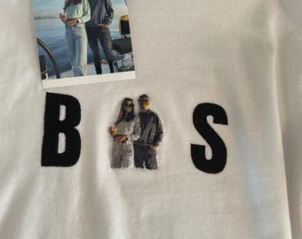 Handmade Embroidery T-shirt with couple portraits and initials