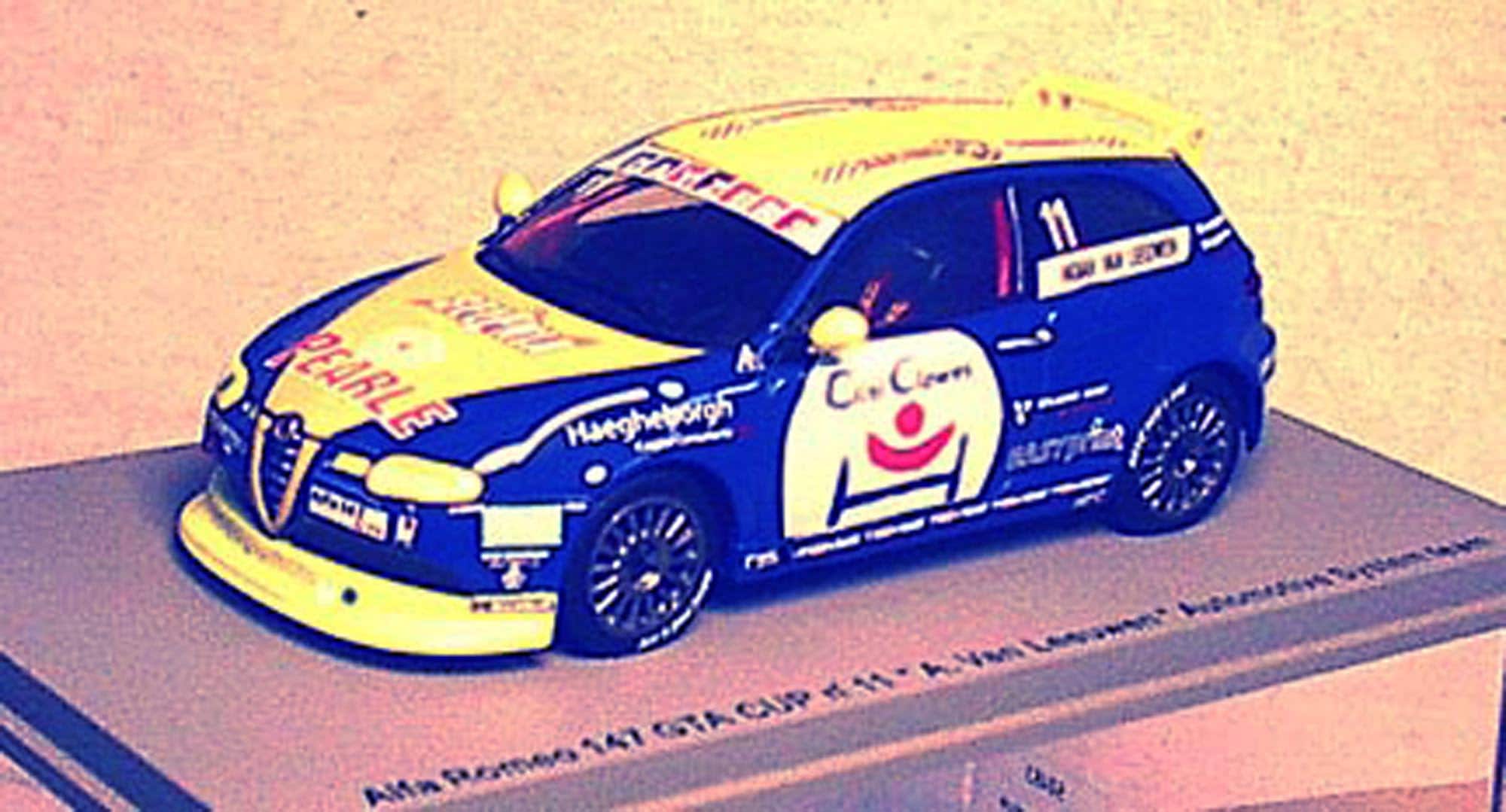 ALFA ROMEO 147 GTA Cup (2003) ミニカー SPARK Manufactured Diecast 1/43 Scale Alfa Romeo 147 GTA Cup Race