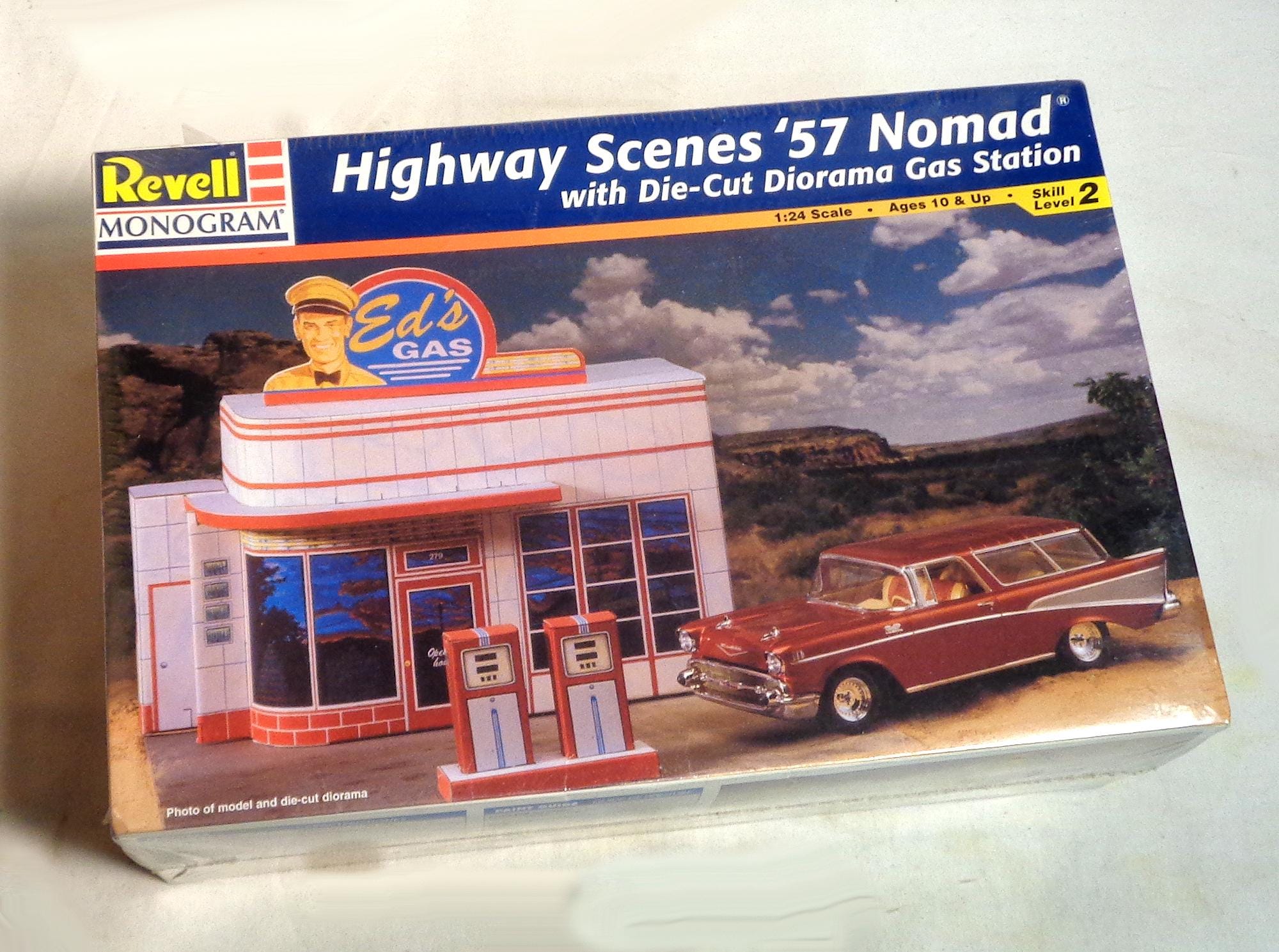 1957 Nomad Model - Etsy