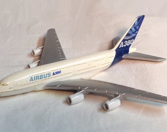 ヘルパ社製 1:500 スケール ダイキャスト製 AIRBUS A300-600R