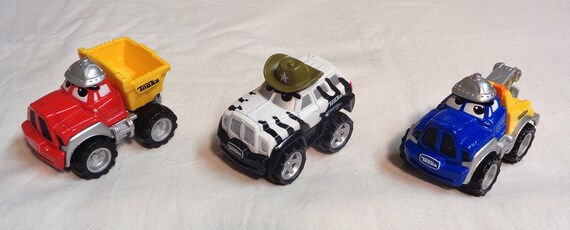 Lote de TRES camiones 