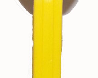 Dispensador de balas Pez - Emoji "Bravo" com rosto vermelho e haste amarela - NOVO em embalagem lacrada!