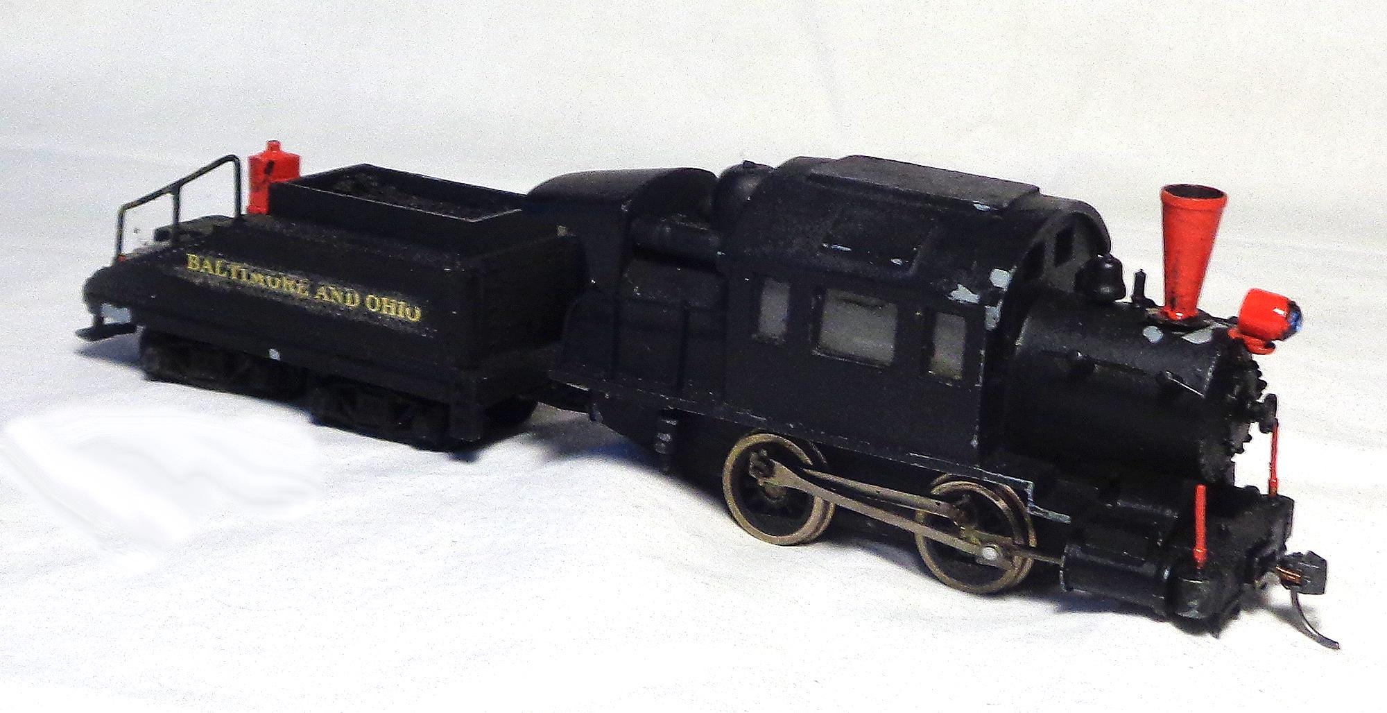 HOレア - 中古 0-4-0 キャメルバック蒸気機関車（テンダー付き