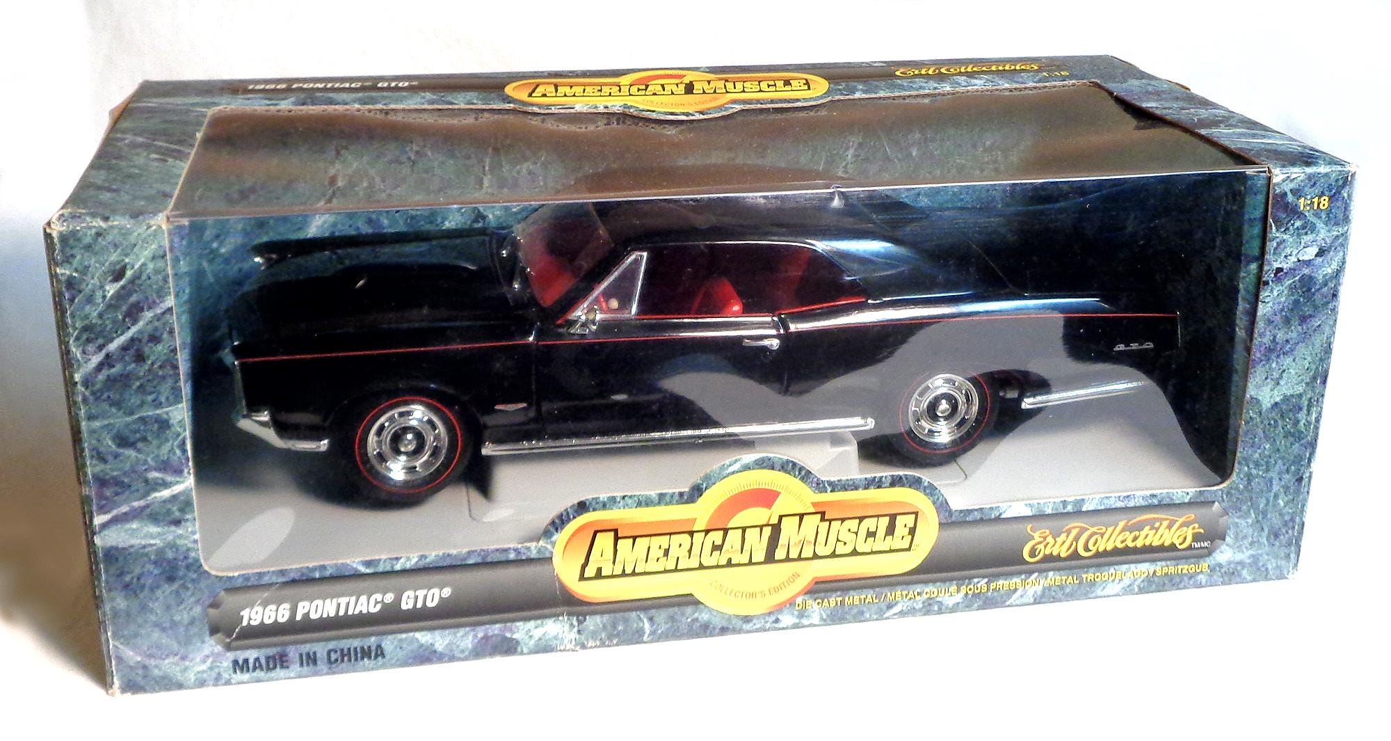 1/18 Scale 1966 Pontiac GTO - American Muscle Diecast Model