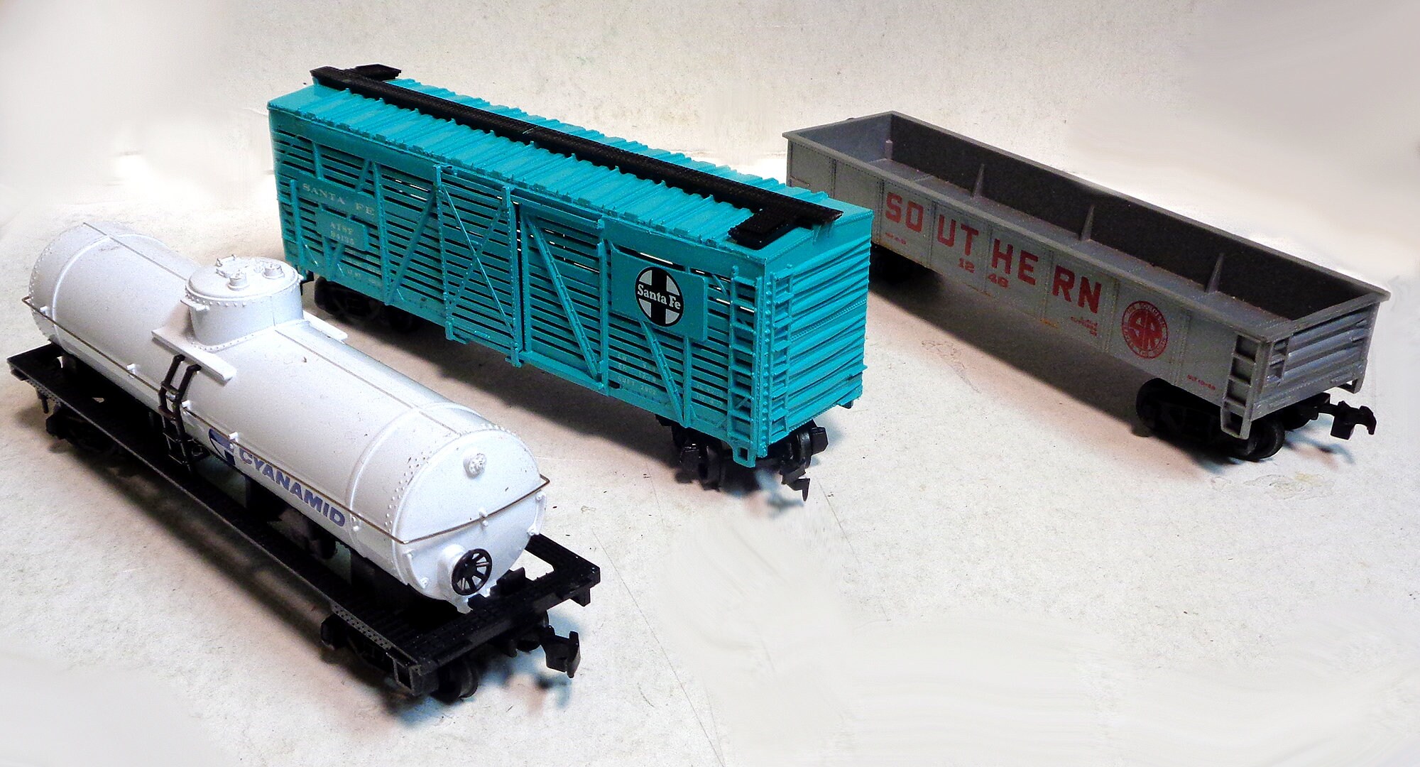 HO Scale Used Freight Car Lot Bachmann Lot 1 of 3 Cars as Pictured. Etsy