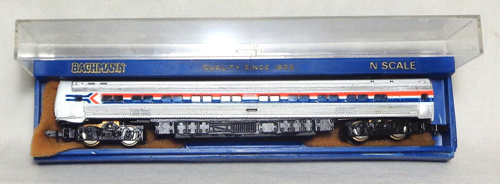 N Scale Bachmann Budd Metroliner Powered Car - Amtrak - Barely