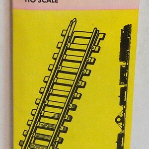 HO Scale ATLAS Track #823 - 3&quot; Long Straight Section(4 Pieces). NEW in package!