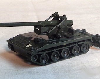 EKO HO Scale US Military T-235 Self Propelled Howitzer Tank. - Ex shape - No packaging.