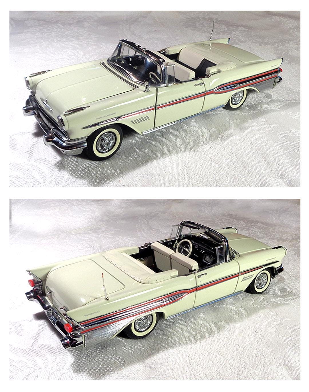 フランクリンミント　1957フュリー　Fiberglass Edition Franklin Mint 1/24 Scale 1957 Pontiac Bonneville Convertible