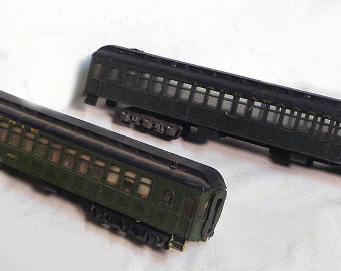 HO Scale erie Lackawanna Set of TWO Passenger Train Cars Missing Truck