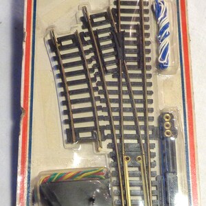 HO Scale LIFELIKE Left Remote Switch Track - nieuw op kaart!