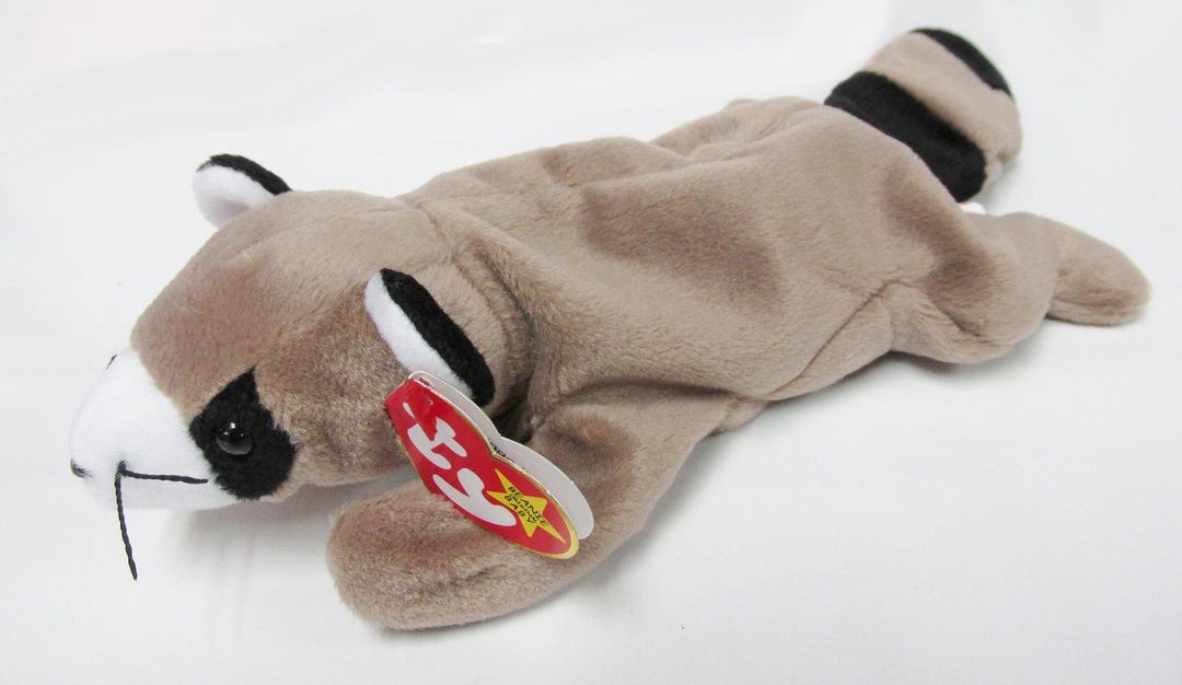 Ringo Raccoon Ty Beanie Babies -