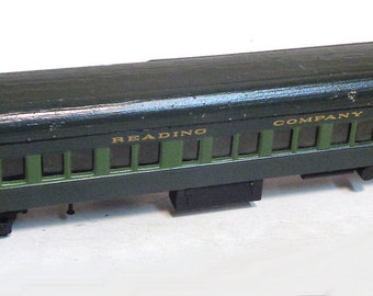 Second set of 4 Rivarossi heavyweight Santa Fe cars in HO H0
