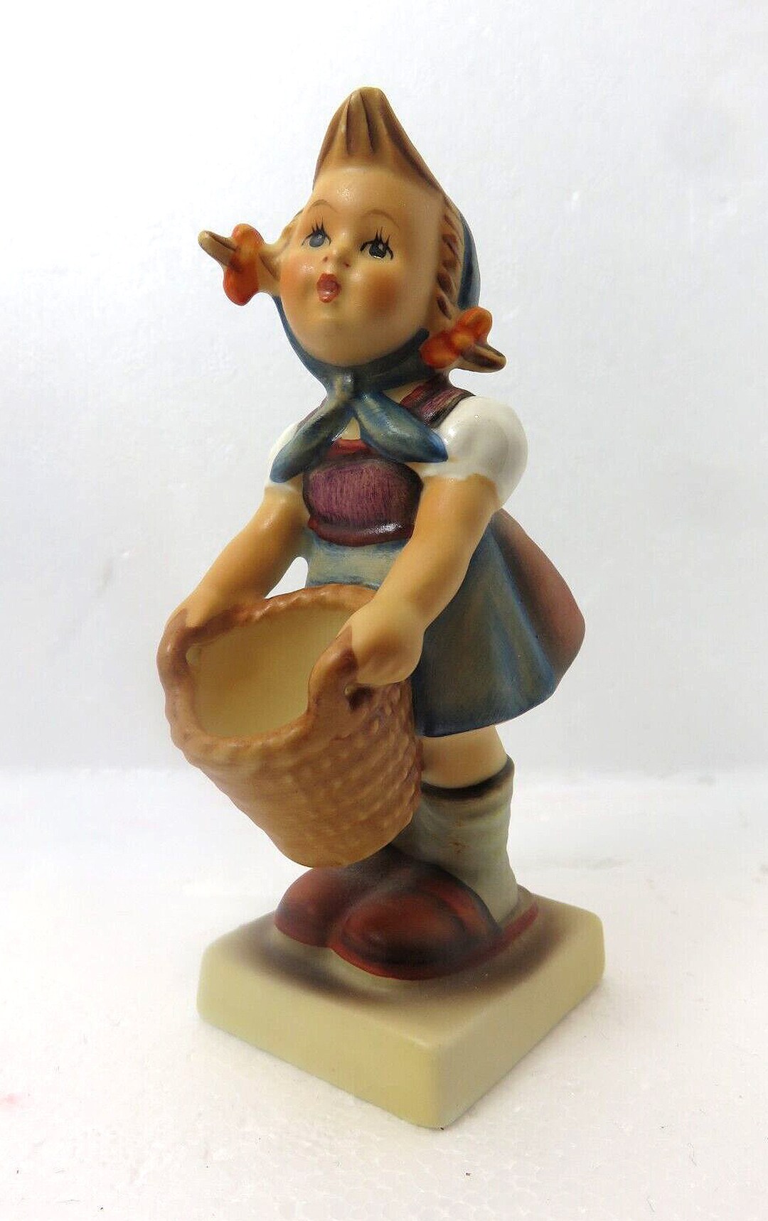 Goebel Hummel Figurine little Helper TMK 3ss Mint NO Box Etsy