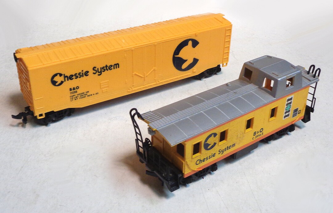 HO Scale Used Freight Car Lot TWO2 b & O Chessie Cars as Pictured. Etsy