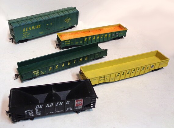 HO Scale Vintage Lot of 5 used
