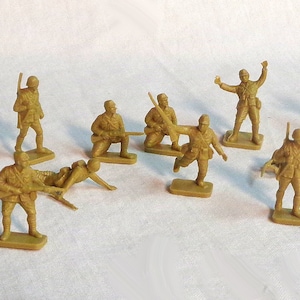 レトロ　ヴィンテージ　大量セット売り　ミリタリー　未組立 当時物 AIRFIX il_300x300.6183348279_4og2.jpg
