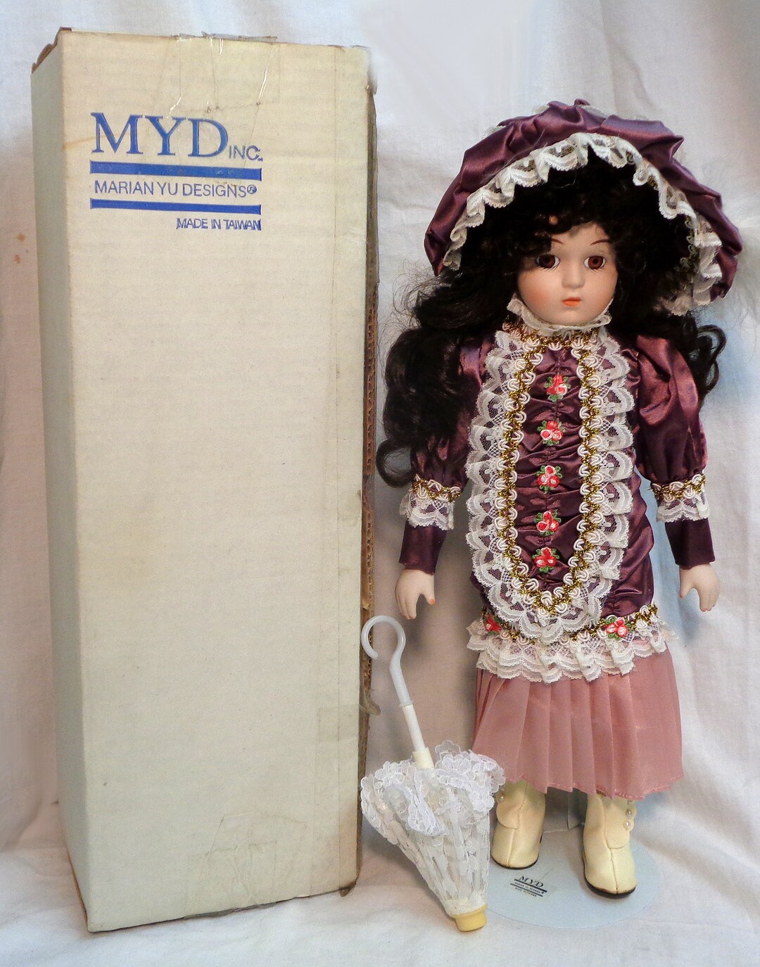 Vintage Marian Yu Designs Porcelain Doll - Victorian Girl W/bonnet