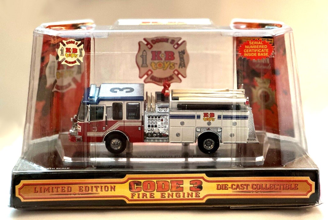 Code 3 Collectibles Ferrara Pumper Fire Engine - K B Toys Code 3 Collectibles Ferrara Pumper Fire Engine - K B Toys