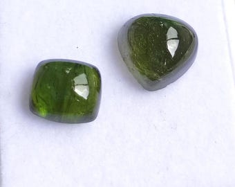Zielony turmalin: kaboszon w kształcie tryliona i poduszeczki, 4,75 ct