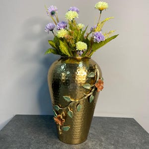 Hammered Gold Finish Flower Design Elegant Gold-Finish Flower Vase | Handcrafted Aluminum & Iron Décor Piece