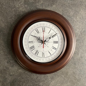 Charm cadran nautique vintage - Horloge murale en bois marron antique / Élégance intemporelle pour la maison et le bureau