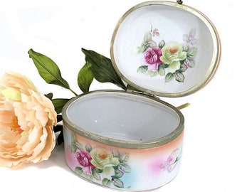 Porcelain and Gilt Roses Vintage 1950s Box Floral TrinketDresser Box Made in Japan