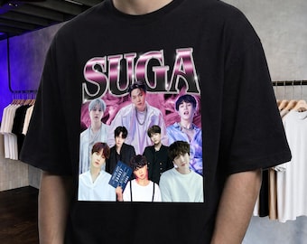 Suga Throwback Graphic Tee, 90-tals Retro Unisex T-shirt, Vintage KPop Estetisk Topp, Limited Edition Gåva