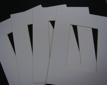 Picture Frame Mats Set of 24 white mats 5x7 for 2.5x3.5 aceo or collectible or sporets card or small  photo
