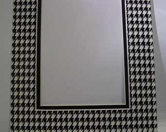 Picture Frame Mat Houndstooth Check Black and White 11x14 for 8x10 Photo or Art Rectangle Cutout