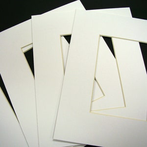 Picture Frame Mats 4x6 for 2.5x3.5 card White  SET OF 5 for Ashcorwin