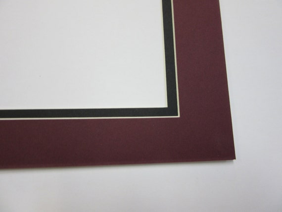 Picture Mat Burgundy With Black Liner 8x10 Mat With a 6.5 Circular Opening  