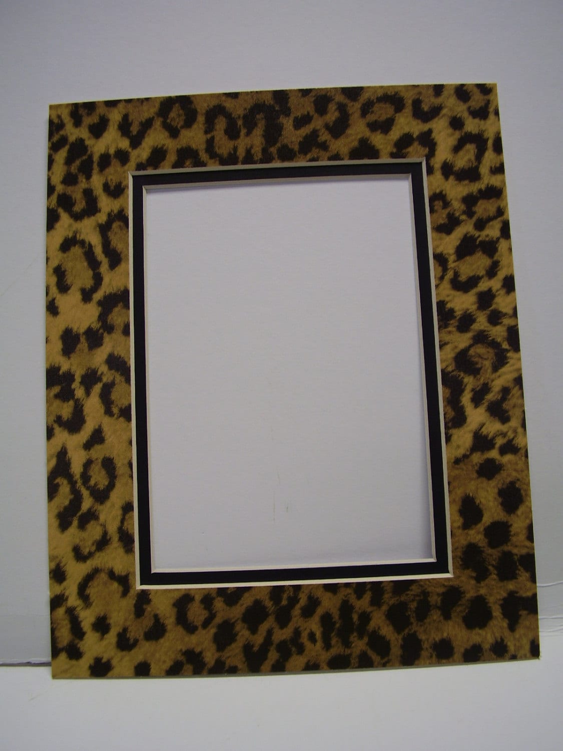 Jolie coeur sur fond leopard Photo frame effect