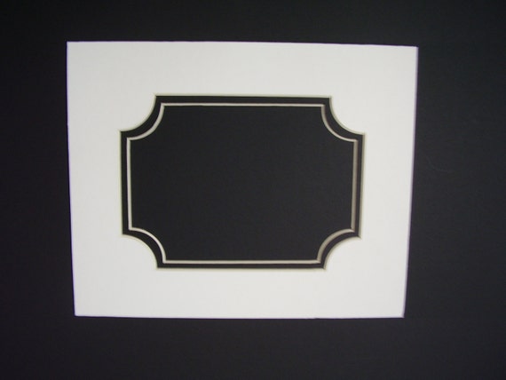 Single Designer 8x10 Mat w/4x6 Opening - Black