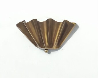 Mid Century Italian Style Fixture Vintage Brass Flower Wall Sconce | Sculptural Fan Shell Wall Light
