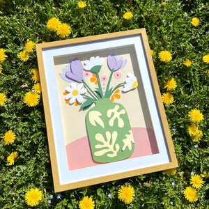 Arte em papel com flores coloridas – Decoração de parede botânica moderna feita à mão