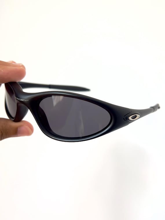 OAKLEY MINUTE -BLACK minute matte black - Luance Lupas - Site Oficial