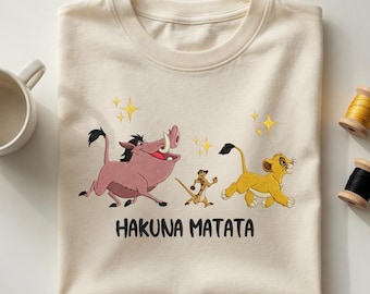 Chemise brodée rétro du Roi Lion Simba & Timon, t-shirt vintage Hakuna Matata, chemise de voyage Disneyland, Disney Family Matching Lion King