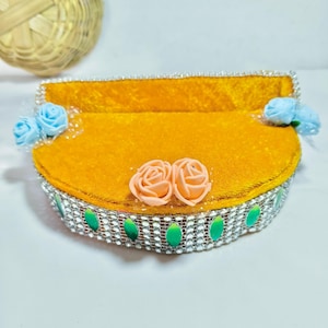 Handmade Velvet Sihasan for Laddu Gopal Decorative Throne for Krishna Idol & Pooja Mandir Festival Decoration Seat for Diwali Gift items