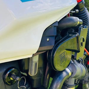 BMW K75/K100 fuel tank corners