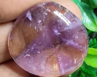 Cabujón de ametrino natural: piedra preciosa en forma de pera de 62 quilates