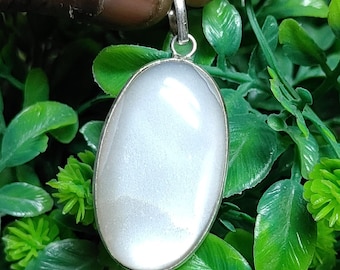 Peach Moonstone Sterling Silver Pendant: 49 Ct Oval Cabochon