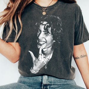 Vintage 90&#39;s Sombr Comfort Colors Shirt, Sombr World Tour Music Bootleg T-Shirt, Sombr Music Tee, Gift For Women and Man Unisex T-Shirt