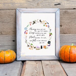 Puede incluir: Una lámina enmarcada con una corona de acuarela de objetos místicos que rodea el texto: Always throw salt over your left shoulder, Keep rosemary by your garden gate, Plant lavender for luck, and fall in love whenever you can.