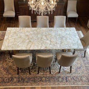 Weiss Quarz Esstisch Top | Natürliche Kristallsteinplatte, moderne Marmoroptik